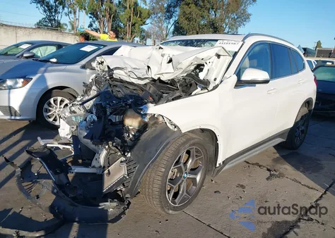 2019 BMW X1 xDrive28I из США, поврежденный, VIN WBXHT3C50K3H33949